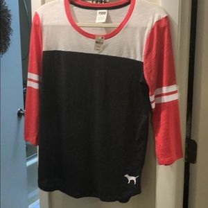 Victoria’s Secret sporty T-shirt. Size M. NWT